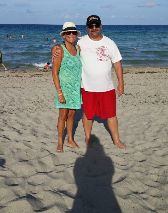 Photo of Carol and Bill Tatrai on the beach